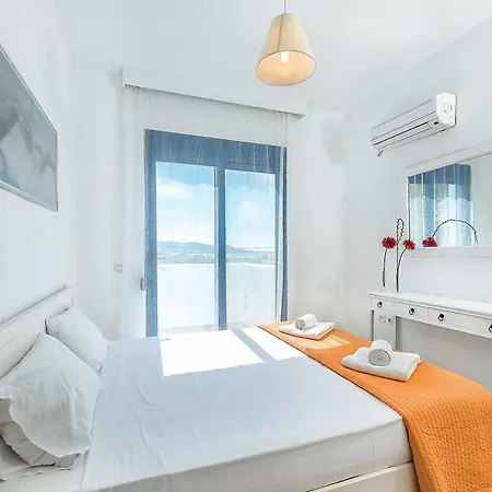 Pefki Sleeps 6 Air Con Wifi *